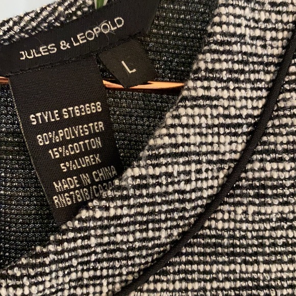 Jules & Leopold black and white cap sleeve blouse - Picture 2 of 4